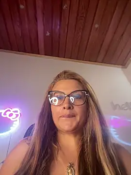 Alma Andrade online show from April 2026 04:41:01 PM