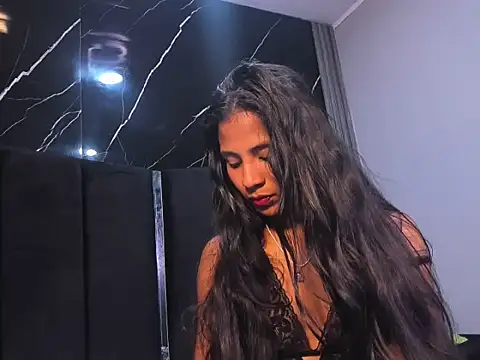 Juna Hyl online show from February 2026 04:46:01 AM