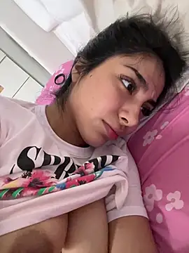 Snapshot of Linarodri chatting on July 2026 04:47:01 PM Linarodri online show from July 2026 04:47:01 PM
