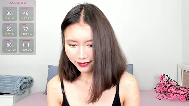 Snapshot of Kiraeko chatting on June 2026 10:26:01 PM Kiraeko online show from June 2026 10:26:01 PM