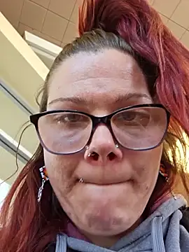 Sexymilf6992 online show from May 2026 08:06:03 PM