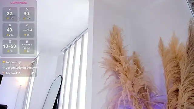 sofiawiliams online show from April 2026 01:41:01 PM