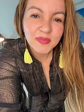 Viictoria-Jones online show from April 2026 10:11:02 AM