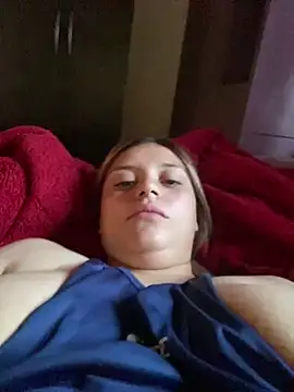 Snapshot of Larajeans- chatting on March 2026 10:39:02 PM Larajeans- online show from March 2026 10:39:02 PM