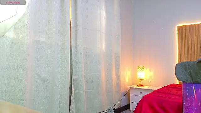 CIccioline pussyGolden online show from March 2026 08:55:01 PM