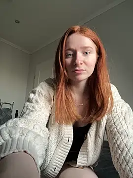 HoneyBunny18 online show from February 2026 02:06:01 PM