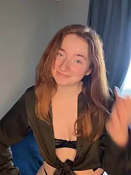 HoneyBunny18 online show from April 2026 04:32:01 PM