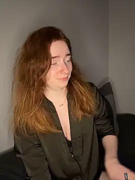 HoneyBunny18 online show from April 2026 06:15:02 PM