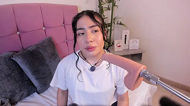 Valecute  online show from June 2026 08:25:01 PM