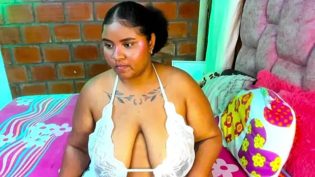 Valentina belmont online show from May 2026 04:32:01 AM