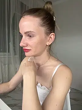 AinyrVixxen online show from April 2026 09:05:01 PM