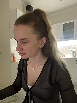 AinyrVixxen online show from March 2026 10:35:01 PM