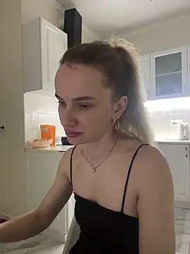 AinyrVixxen online show from April 2026 12:17:01 AM