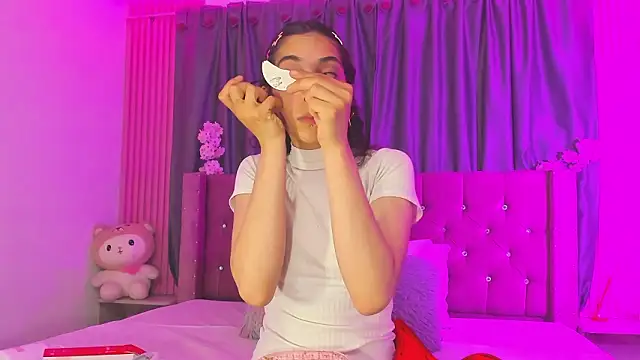 Kiara lovely online show from March 2026 04:31:02 AM