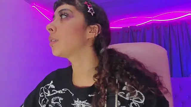 Kiara lovely online show from April 2026 03:45:02 AM