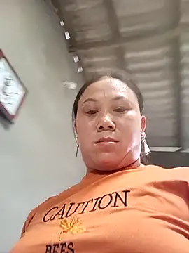 Snapshot of Dear_baby_ chatting on February 2026 04:01:01 AM Dear baby online show from February 2026 04:01:01 AM