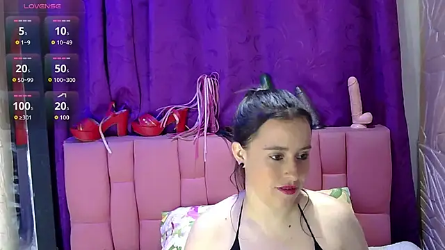 Alaia Boobs online show from April 2026 04:41:02 AM