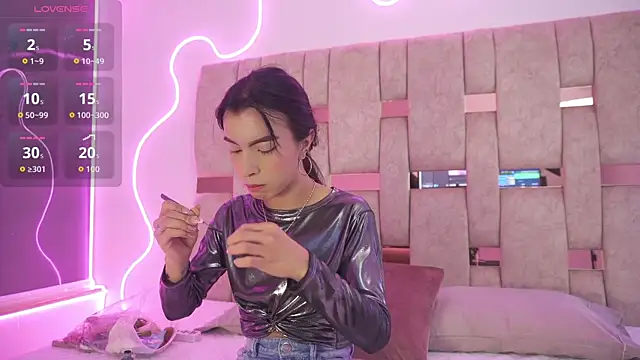 Fernanda thail  online show from March 2026 07:36:01 PM