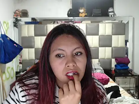 dulcecandy1919 online show from February 2026 03:29:02 AM