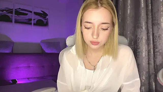 EllianaMiller online show from February 2026 04:17:02 PM