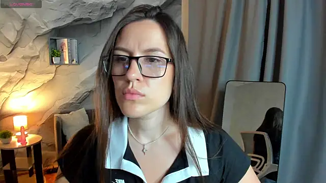 Snapshot of asti_bubbles chatting on June 2026 01:33:02 AM asti bubbles online show from June 2026 01:33:02 AM