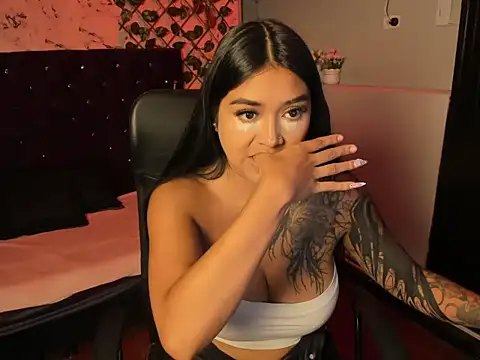 Keyla Cutte  online show from March 2026 03:33:01 AM