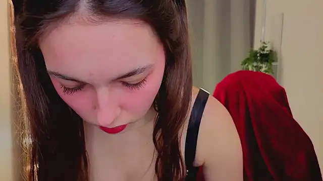 BellaThery online show from March 2026 05:24:01 AM