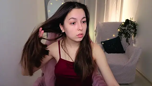 BellaThery online show from May 2026 05:15:01 AM