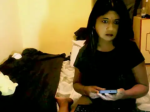 IndianPleasures21 online show from April 2026 06:14:01 PM