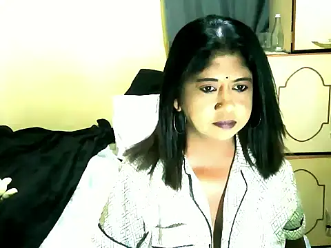 IndianPleasures21 online show from May 2026 06:27:01 PM