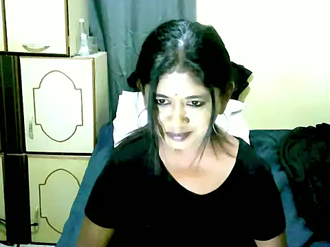 IndianPleasures21 online show from June 2026 06:42:01 PM