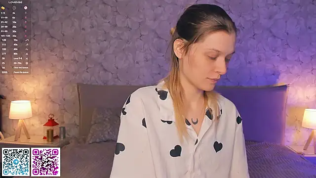 CleopatraHabibi online show from May 2026 07:47:01 AM