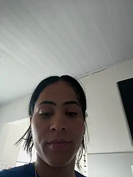 Issis2000 online show from July 2026 10:22:01 AM