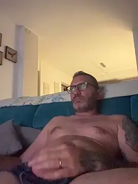 Snapshot of ivandotato23 chatting on June 2026 09:03:01 PM ivandotato23 online show from June 2026 09:03:01 PM