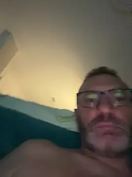 Snapshot of ivandotato23 chatting on June 2026 08:47:01 PM ivandotato23 online show from June 2026 08:47:01 PM