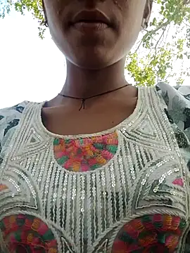 wifedesi7050 online show from April 2026 04:14:01 AM