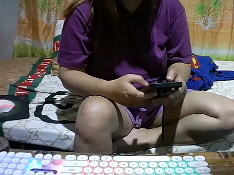 Snapshot of Radiant_smile chatting on May 2026 09:29:02 PM Radiant smile online show from May 2026 09:29:02 PM