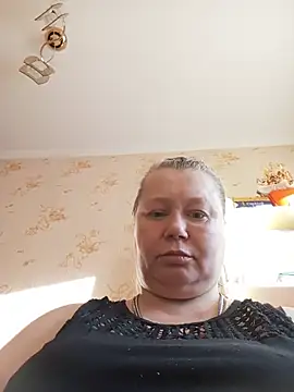 Snapshot of KiraStanton chatting on May 2026 04:12:02 PM KiraStanton online show from May 2026 04:12:02 PM