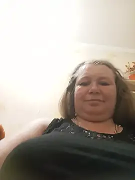 Snapshot of KiraStanton chatting on June 2026 01:14:01 AM KiraStanton online show from June 2026 01:14:01 AM