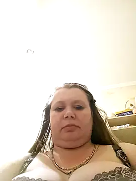 KiraStanton online show from April 2026 06:59:02 PM