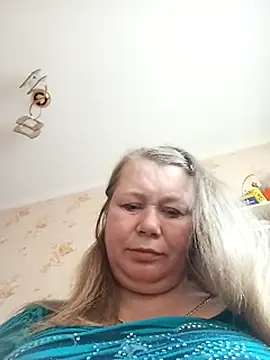 Snapshot of KiraStanton chatting on February 2026 12:39:01 PM KiraStanton online show from February 2026 12:39:01 PM