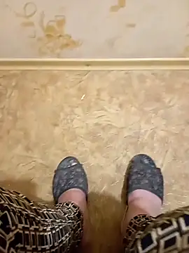 KiraStanton online show from April 2026 09:39:33 PM