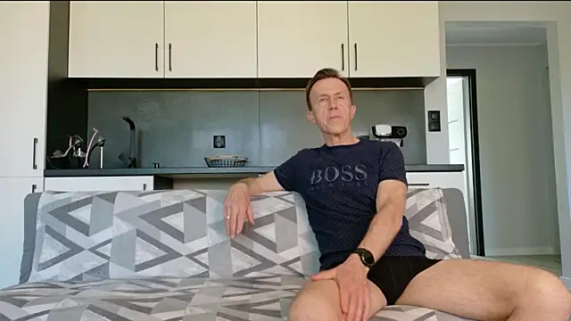 amy loves to be teased online show from April 2026 09:22:02 AM