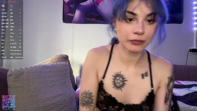 Emmibrilson online show from July 2026 03:00:02 PM