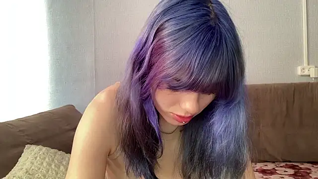 Emmibrilson online show from March 2026 11:05:01 AM