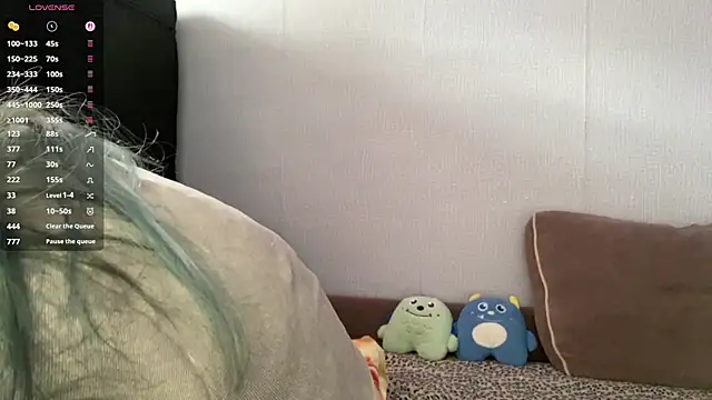 Emmibrilson online show from April 2026 12:09:02 PM