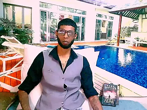 CharmingIndian1 online show from May 2026 06:40:02 PM