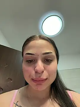 Snapshot of Olivia_Noor chatting on June 2026 07:20:01 PM Olivia Noor online show from June 2026 07:20:01 PM