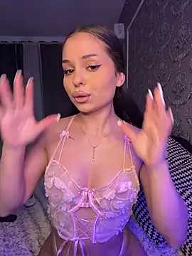 Snapshot of Olivia_Noor chatting on July 2026 06:41:01 PM Olivia Noor online show from July 2026 06:41:01 PM