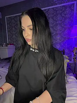 Olivia Noor online show from April 2026 06:20:02 AM